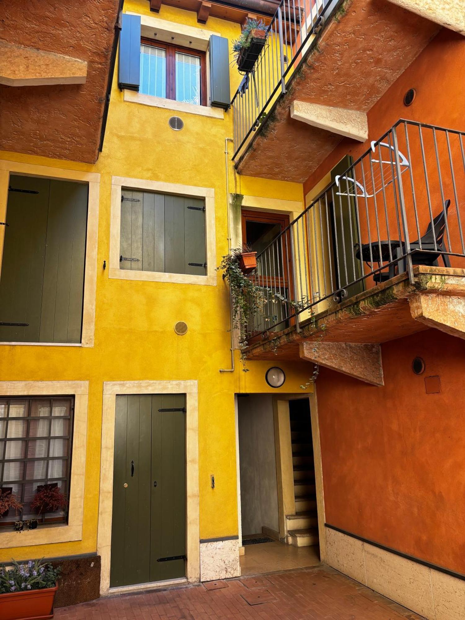 La Piccola Corte Verona Bagian luar foto
